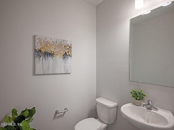5th image of 3762 BOWDEN Circle E