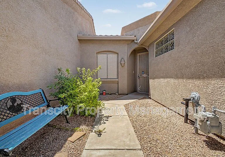 4202 E Broadway Rd #80 — Photo 2
