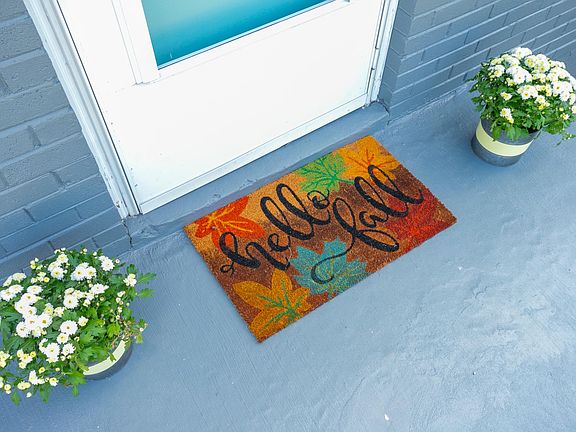 Welcome Home to this beautifully renovated apartment in amazingly convenient location! Everything is new!