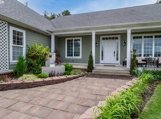 817 NE Garden Valley Blvd, Roseburg, OR 97470