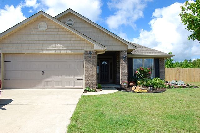 1st image of 3248 River Crest Dr S