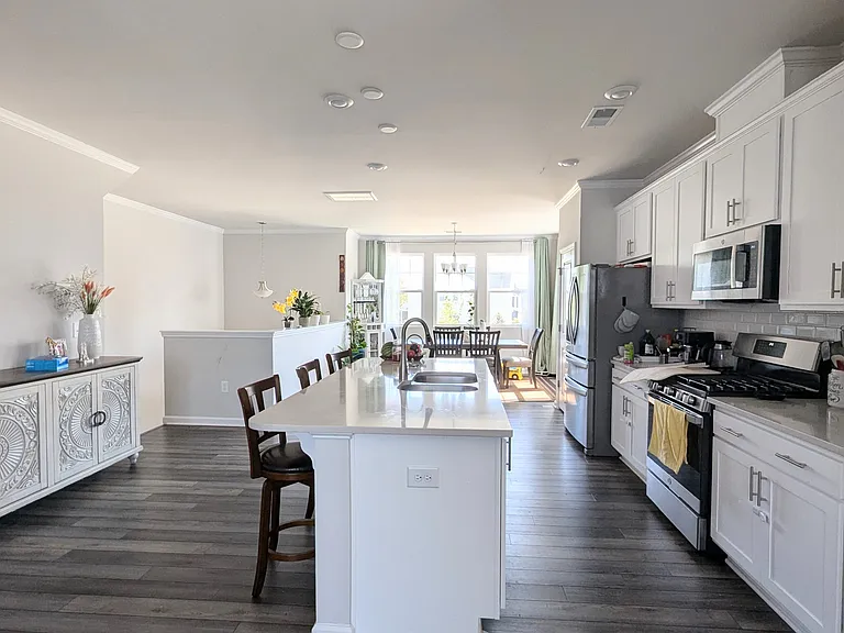 Kitchen area