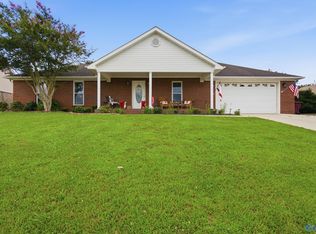 18045 Belmont Cir, Athens, AL 35613