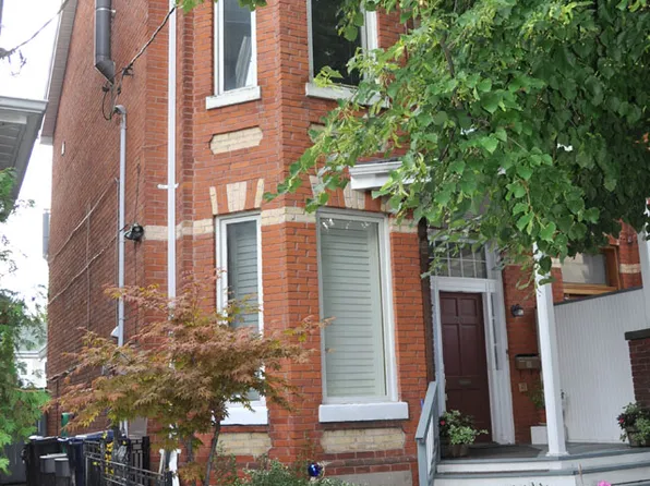 (undisclosed Address), Toronto, ON M5T 1Z9