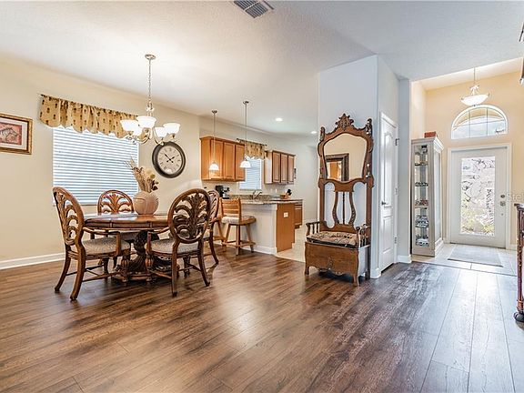3rd image of 18555 Strombury Dr