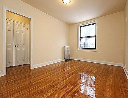 3rd image of 3986 47th St APT B22