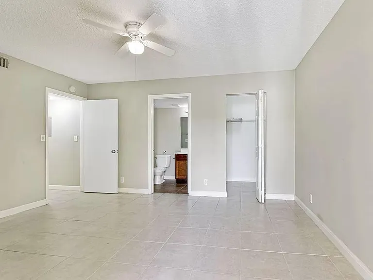7670 Westwood Dr #720 — Photo 6