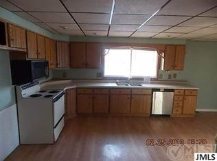 8252 S Meridian Rd, Clarklake, MI 49234