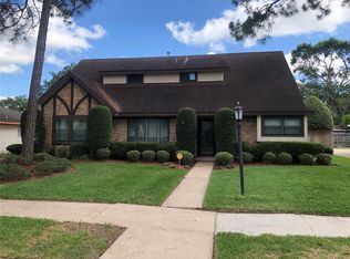 2107 N Fisher Ct, Pasadena, TX 77502