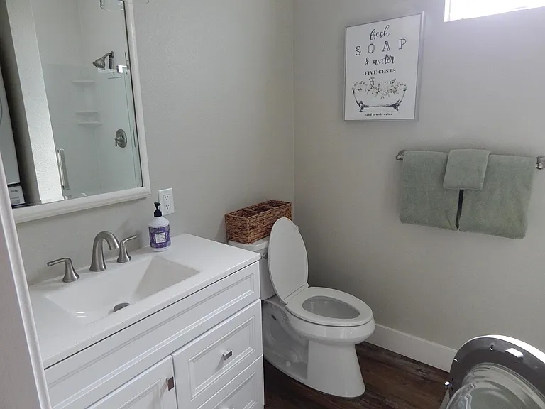 801 Mace Blvd — Photo 11