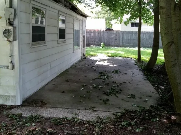 3452 College Ave NE, Grand Rapids, MI 49525