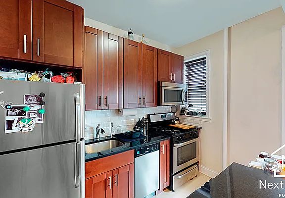 5th image of 5911 Queens Blvd APT 5J