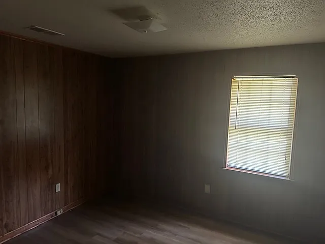 307 Pinewood St #1 — Photo 7