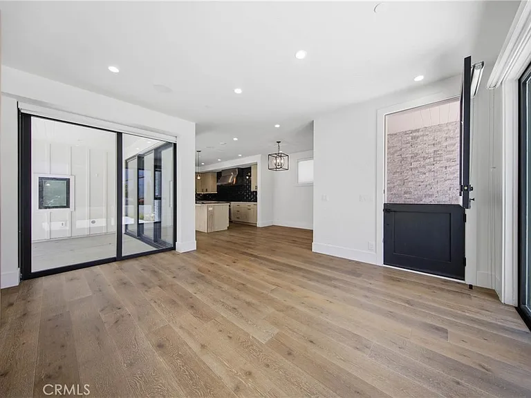 515 Jasmine Ave — Photo 6