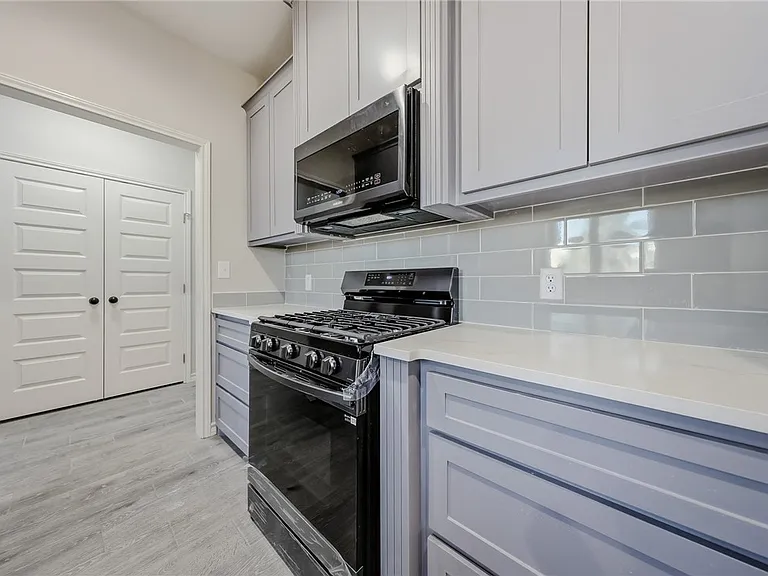 714 Mereet Dr — Photo 10