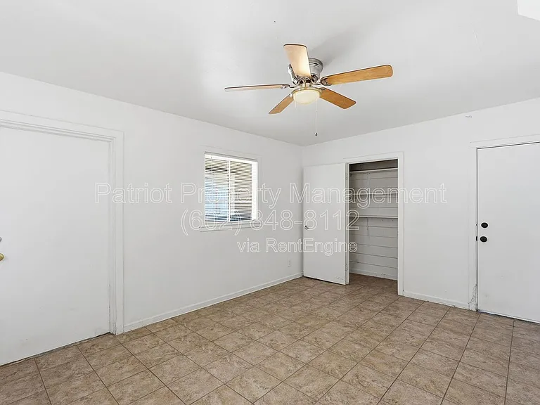 6701 N 33rd Ave — Photo 14