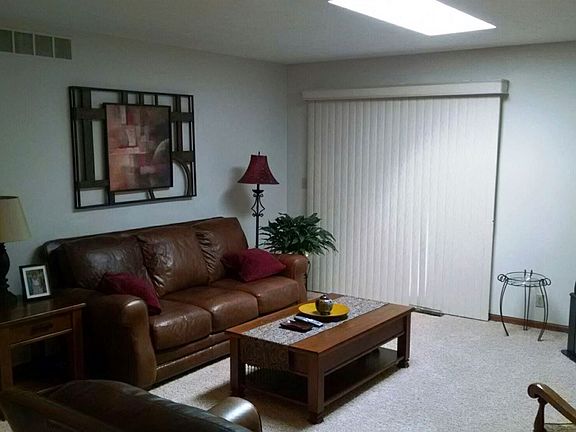 3rd image of 6018 Carriage Green Way