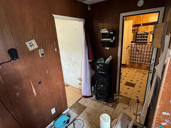 5th image of 1538 LAMAR