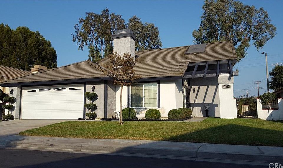 1st image of 3830 Oaklawn Ln