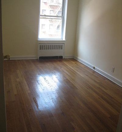 2nd image of 1146 2nd Ave APT C4