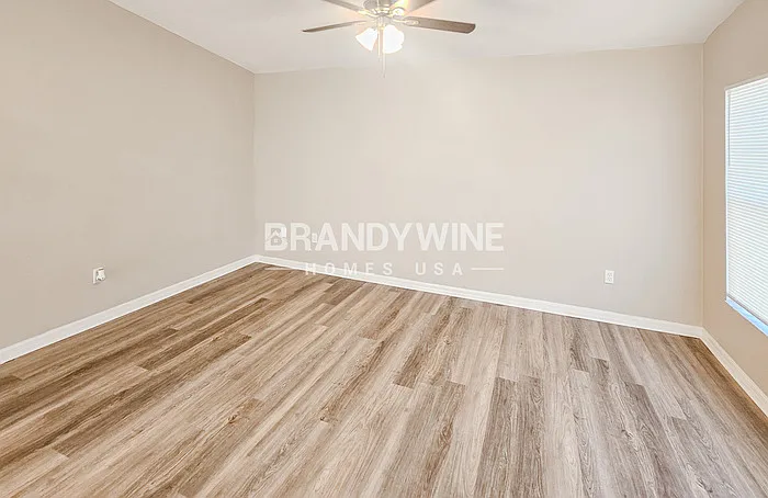 1013 E Eskimo Ave — Photo 9