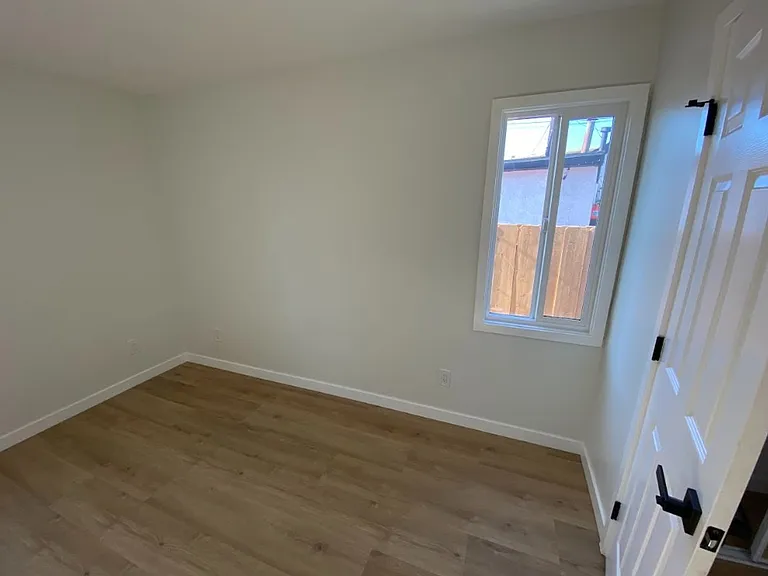1205-1215 S 31st St #3103-3105 — Photo 12