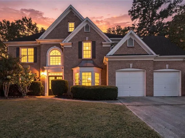 3030 Darien Park Dr, Roswell, GA 30076