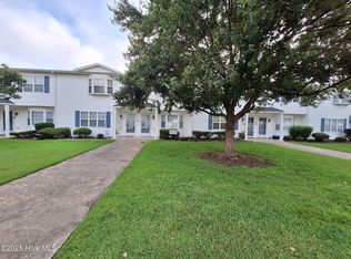 3979 Sterling Pointe Dr UNIT MMM4, Winterville, NC 28590
