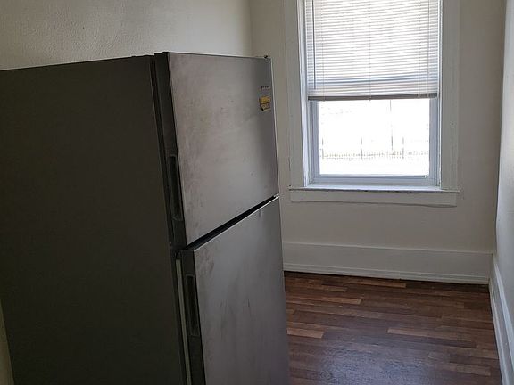 4th image of 7536 Dunedin Ave #6