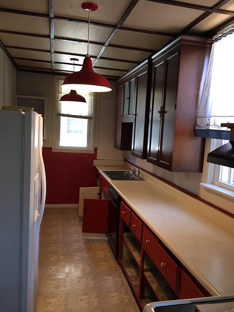 1st image of 21 W Missouri St