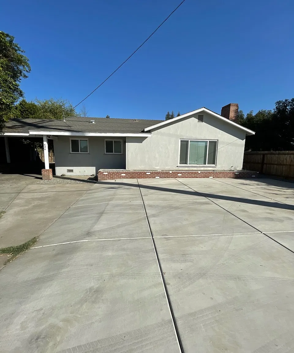 3 bed, 1180 sqft, $1,695 — Photo 1