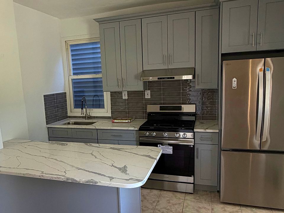 1st image of 86 Brighton Ave Floor 1
