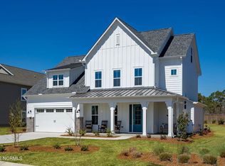 164 Aurora Pl, Hampstead, NC 28443