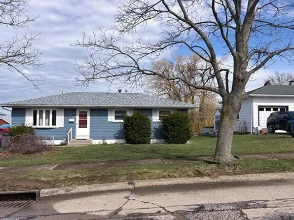 2124 E 42nd St, Erie, PA 16510