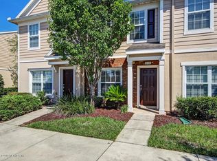 8108 Summer Cove Ct, Jacksonville, FL 32256