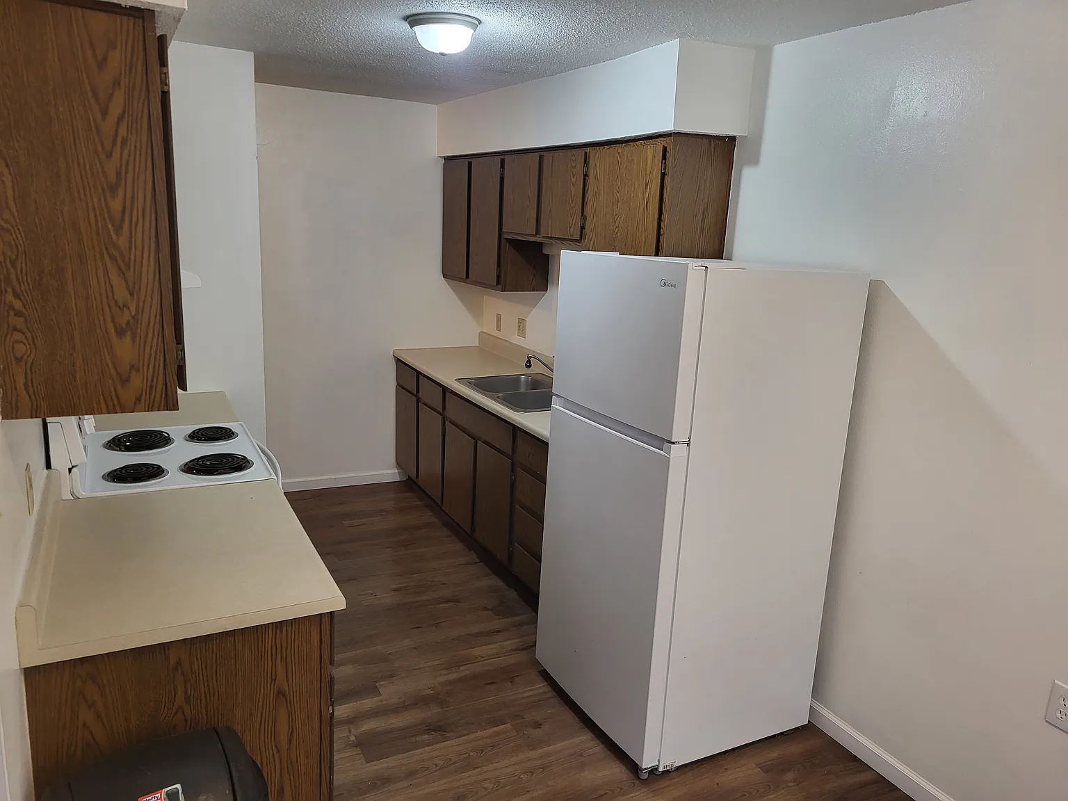 1 bed, 650 sqft, $675 — Photo 3