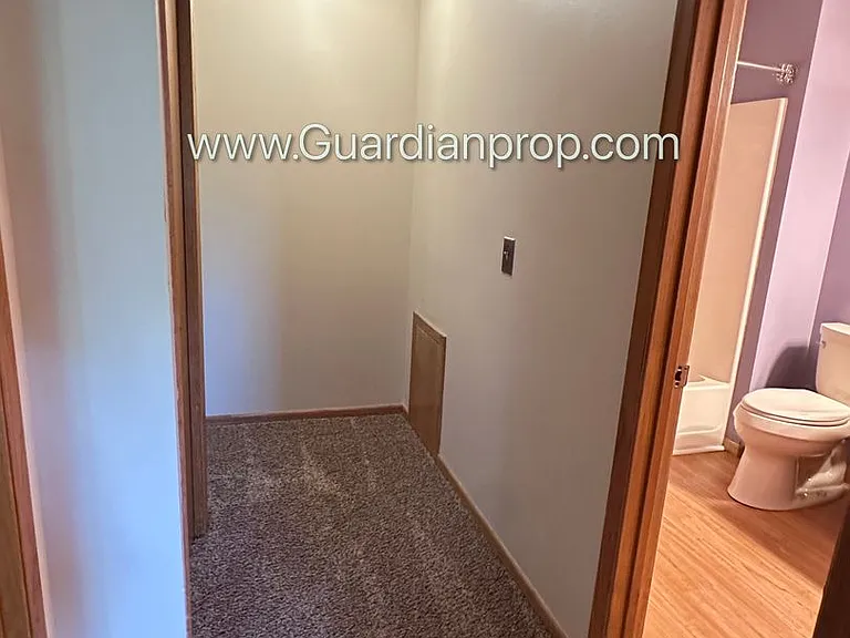 12802 Echo Ln — Photo 11
