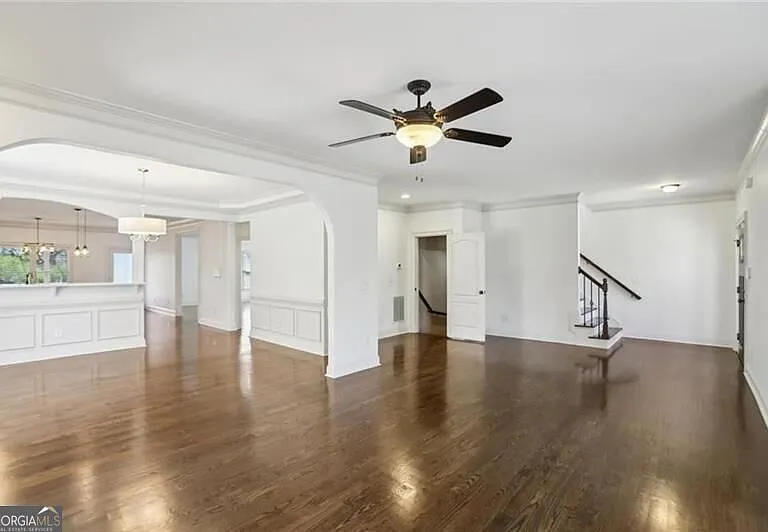 2108 Main St NW — Photo 5