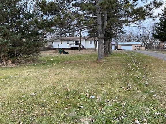 3rd image of 44483 County Road 23