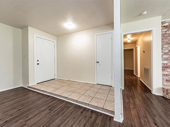 5th image of 16219 Bougainvilla Ln