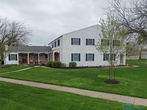 150 Quail Rd APT 18, Perrysburg, OH 43551