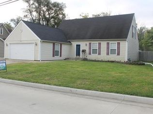 715 W 8th St, Cameron, MO 64429