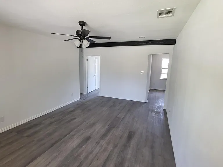 133 Baron Pl — Photo 6
