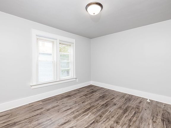 2nd image of 189 E Merrill Ave #2