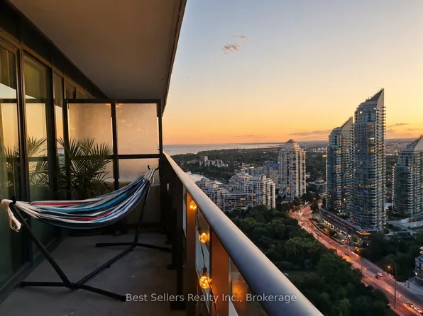 20 Shore Breeze Dr #3103, Toronto, ON M8V 0C7