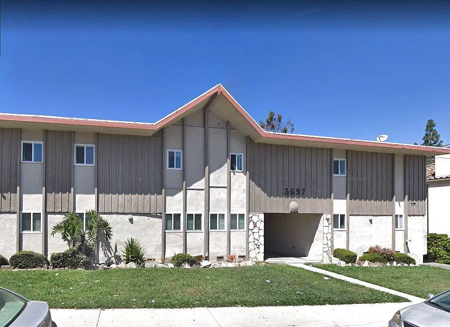 3697 S La Cienega Blvd #6
