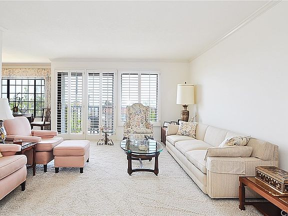 4th image of 760-6 W 30th St