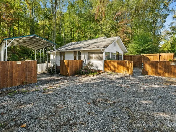 97 Old Us Highway 19 #23, Candler, NC 28715