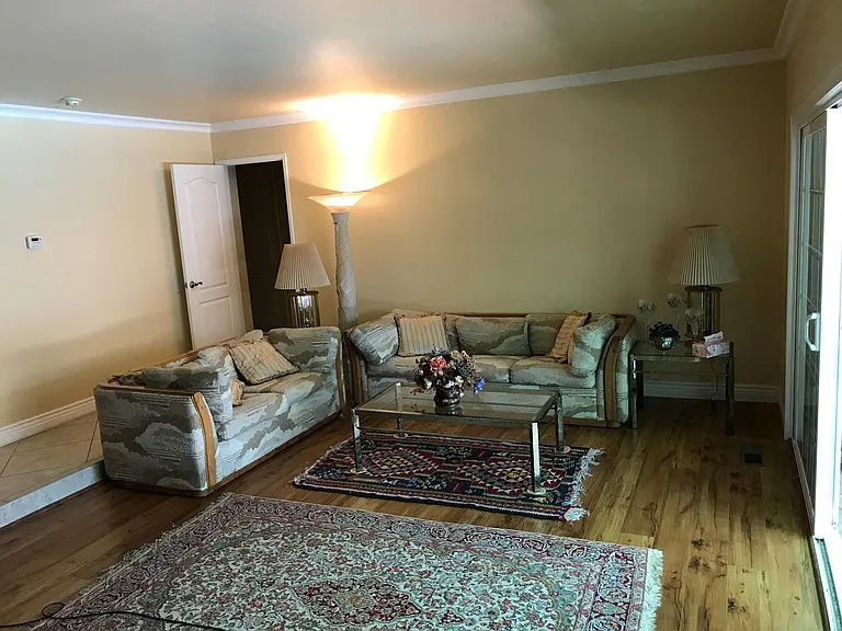 Firefly Dr — Photo 5