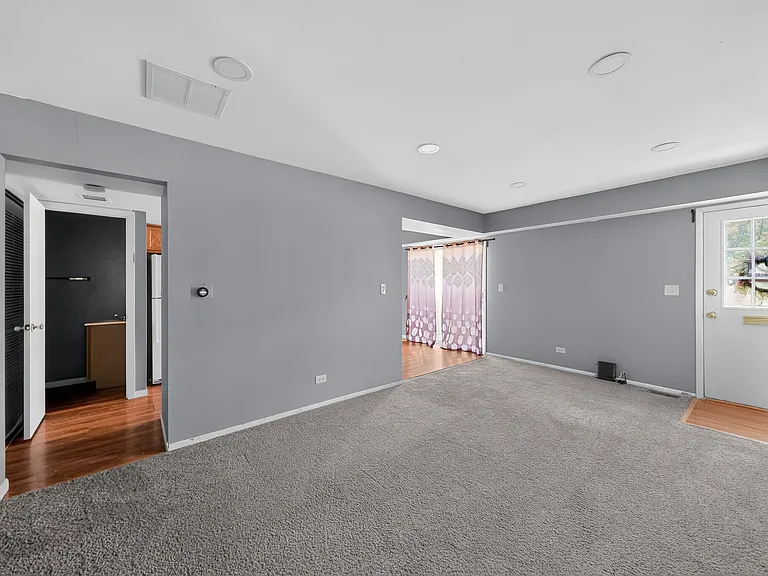 614 Bryn Mawr Ct — Photo 13